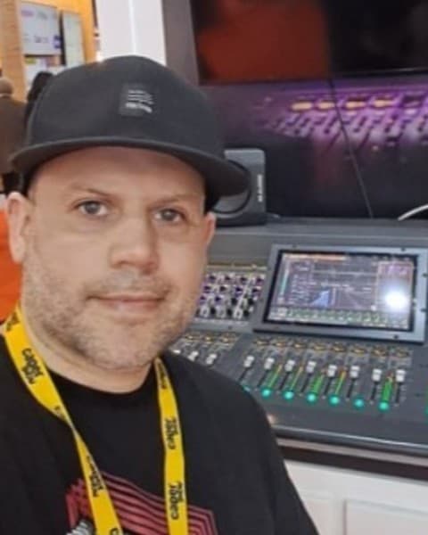 Juan Manuel Castañeira, DJ y productor musical, en un evento corporativo